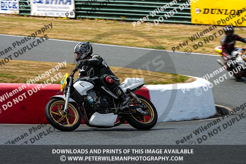 enduro digital images;event digital images;eventdigitalimages;mallory park;mallory park photographs;mallory park trackday;mallory park trackday photographs;no limits trackdays;peter wileman photography;racing digital images;trackday digital images;trackday photos